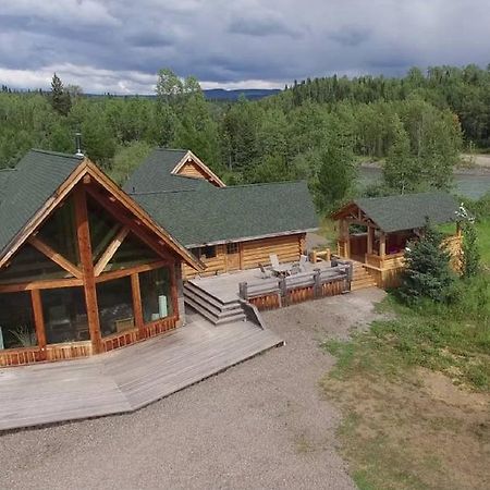 Ldr Lodge - Last Dollar Ranch Smithers Exterior photo