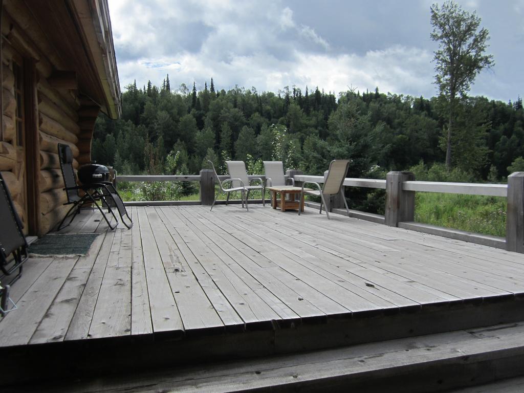 Ldr Lodge - Last Dollar Ranch Smithers Exterior photo