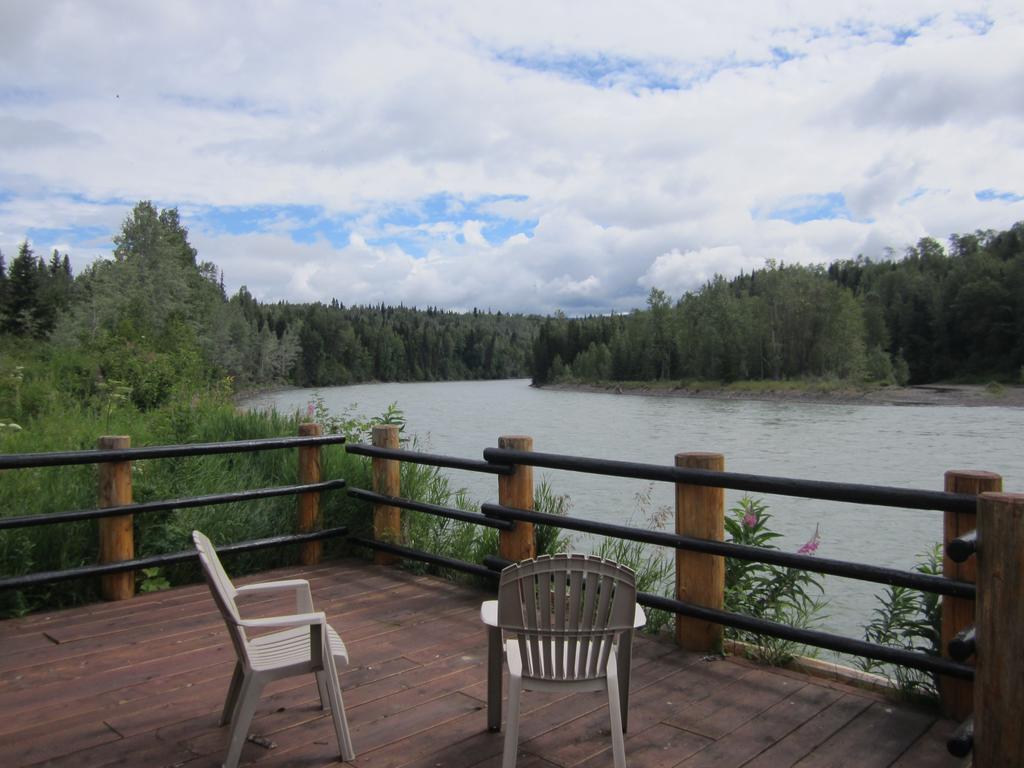 Ldr Lodge - Last Dollar Ranch Smithers Exterior photo