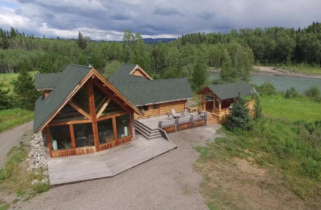 Ldr Lodge - Last Dollar Ranch Smithers Exterior photo
