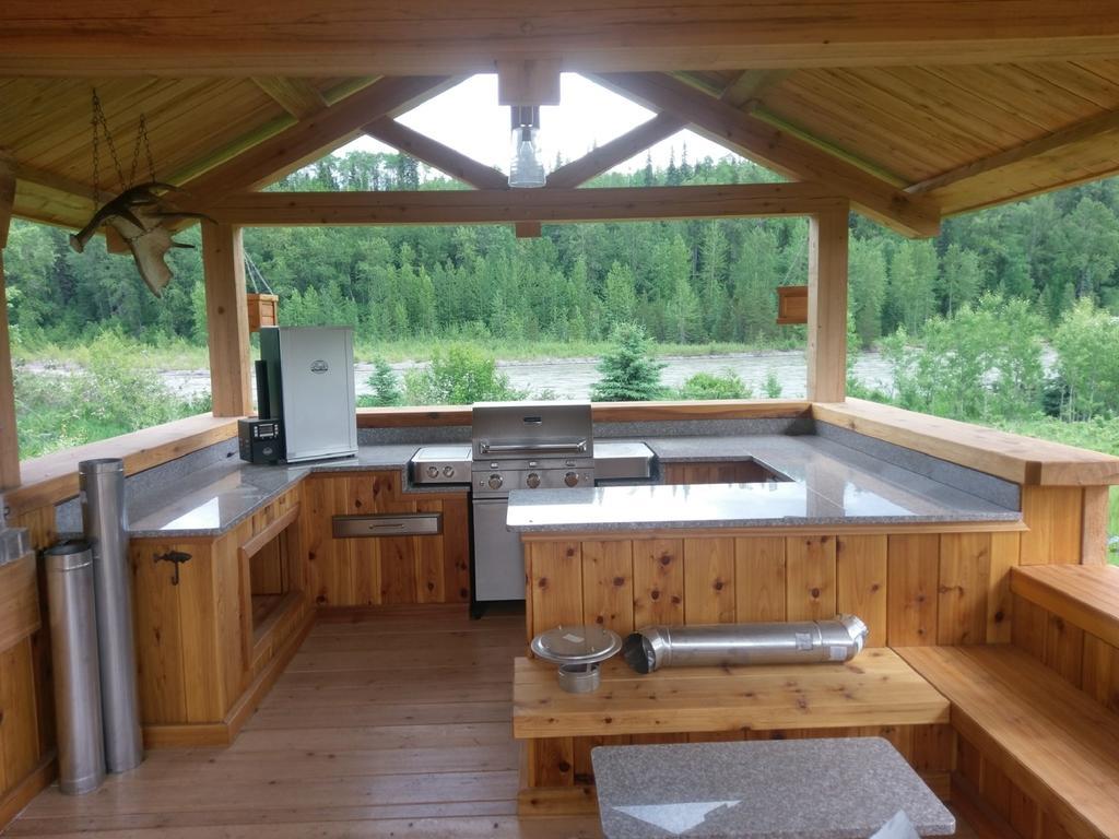 Ldr Lodge - Last Dollar Ranch Smithers Exterior photo