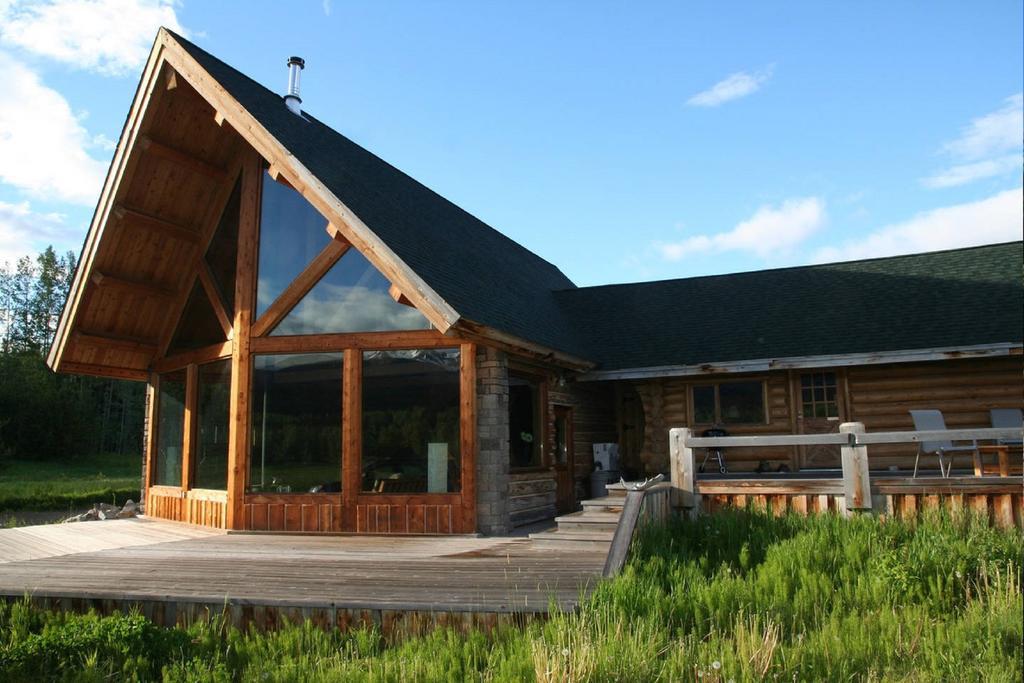 Ldr Lodge - Last Dollar Ranch Smithers Exterior photo