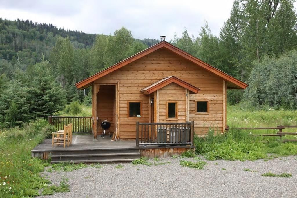 Ldr Lodge - Last Dollar Ranch Smithers Exterior photo