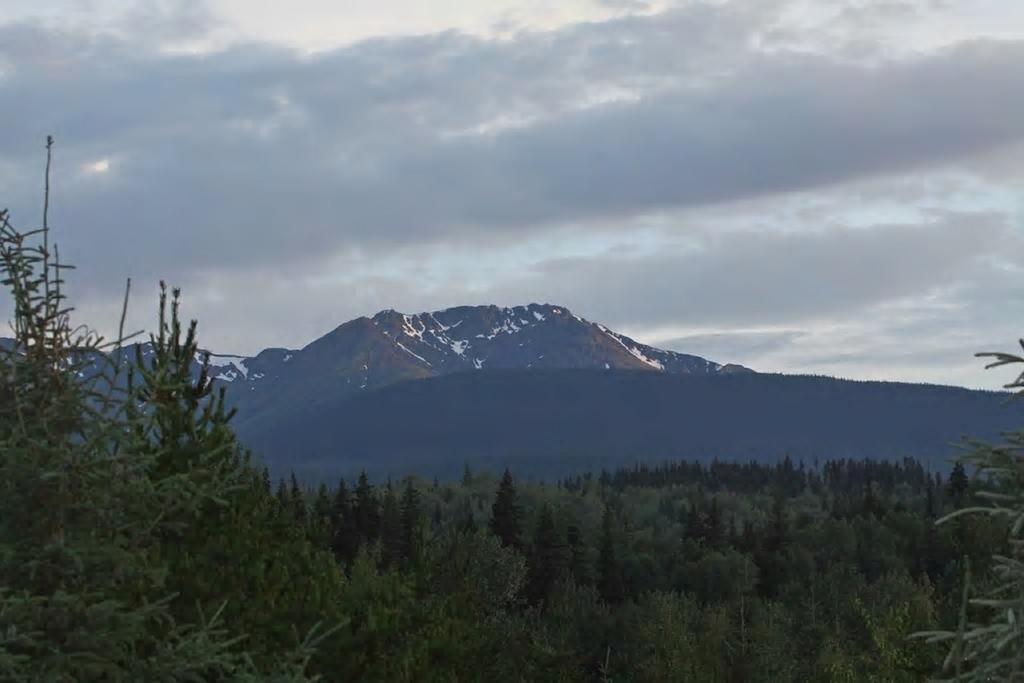 Ldr Lodge - Last Dollar Ranch Smithers Exterior photo